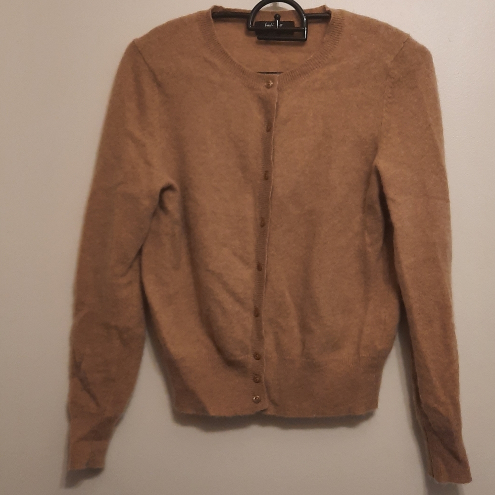 *SOLD* Lord & Taylor 100% Cashmere Crew Neck Cardigan Sweater Tan - Picture 3 of 16